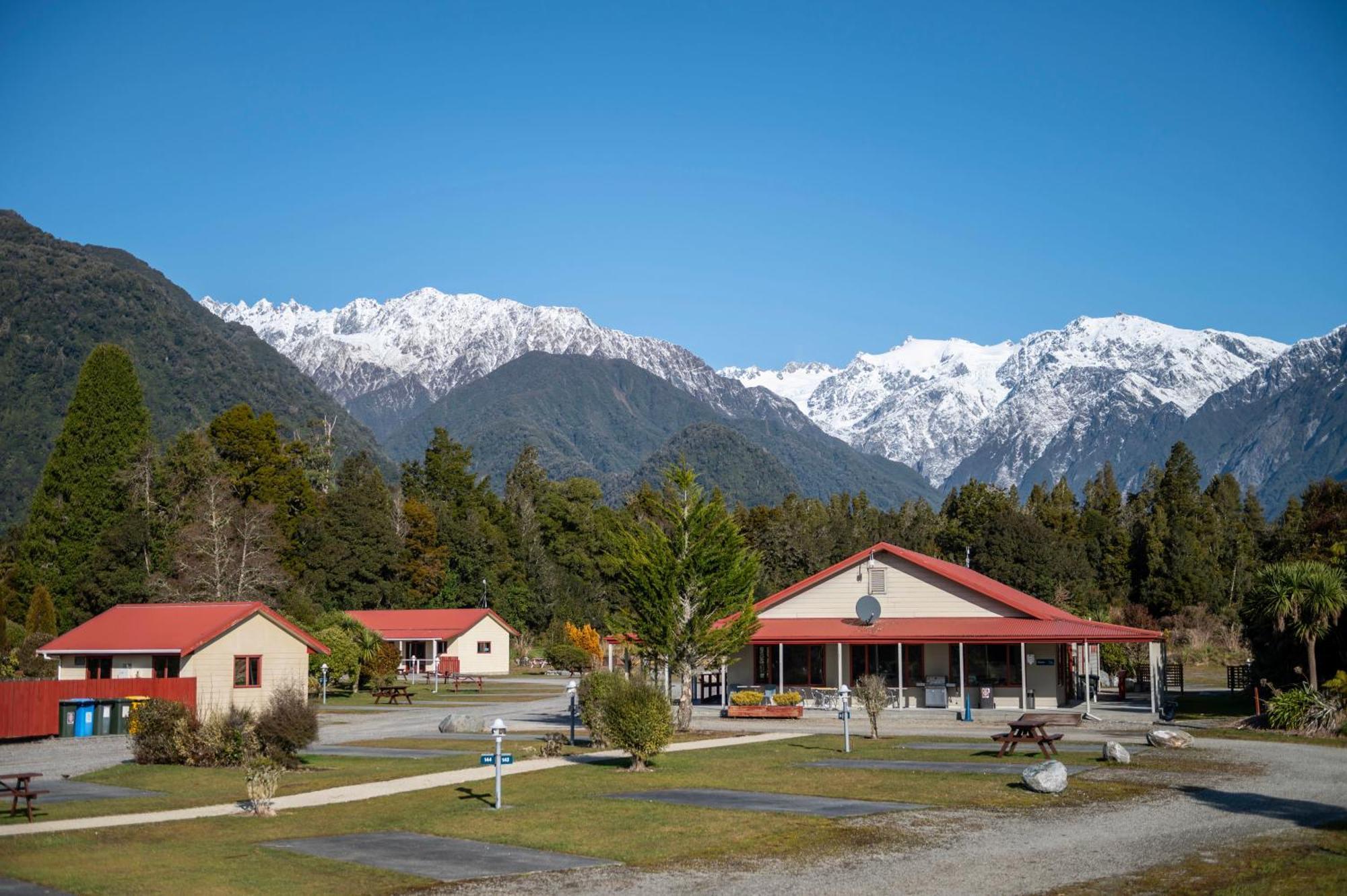 Franz Josef Top 10 Holiday Park Buitenkant foto